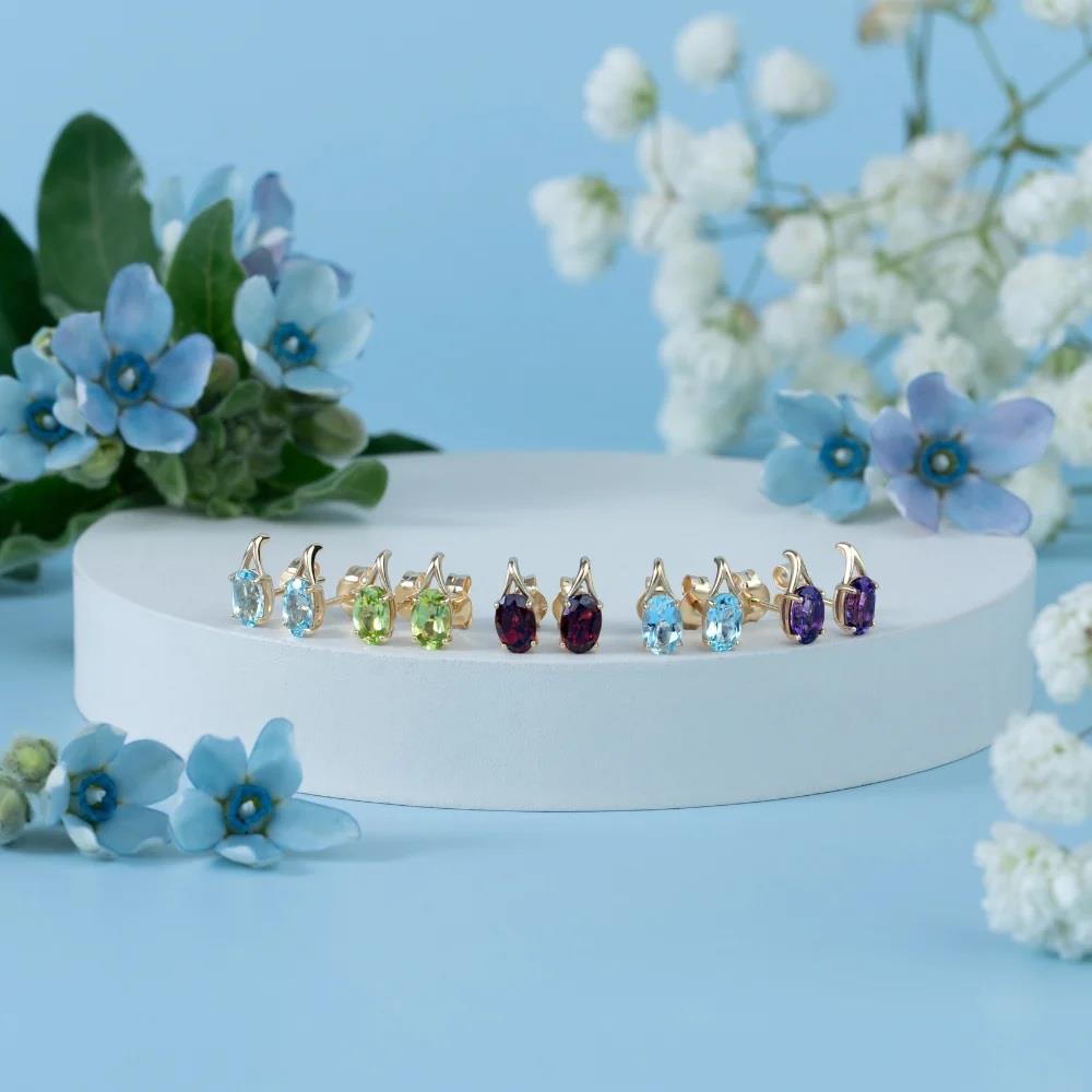 Classic Oval Aquamarine Stud Earrings in 9ct Yellow Gold 7x5mm