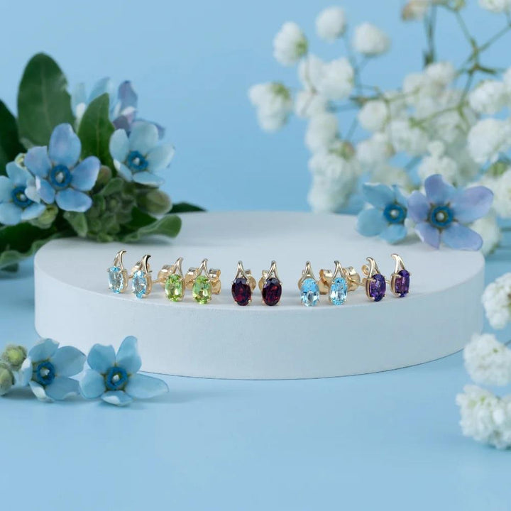Classic Oval Aquamarine Stud Earrings in 9ct Yellow Gold 7x5mm