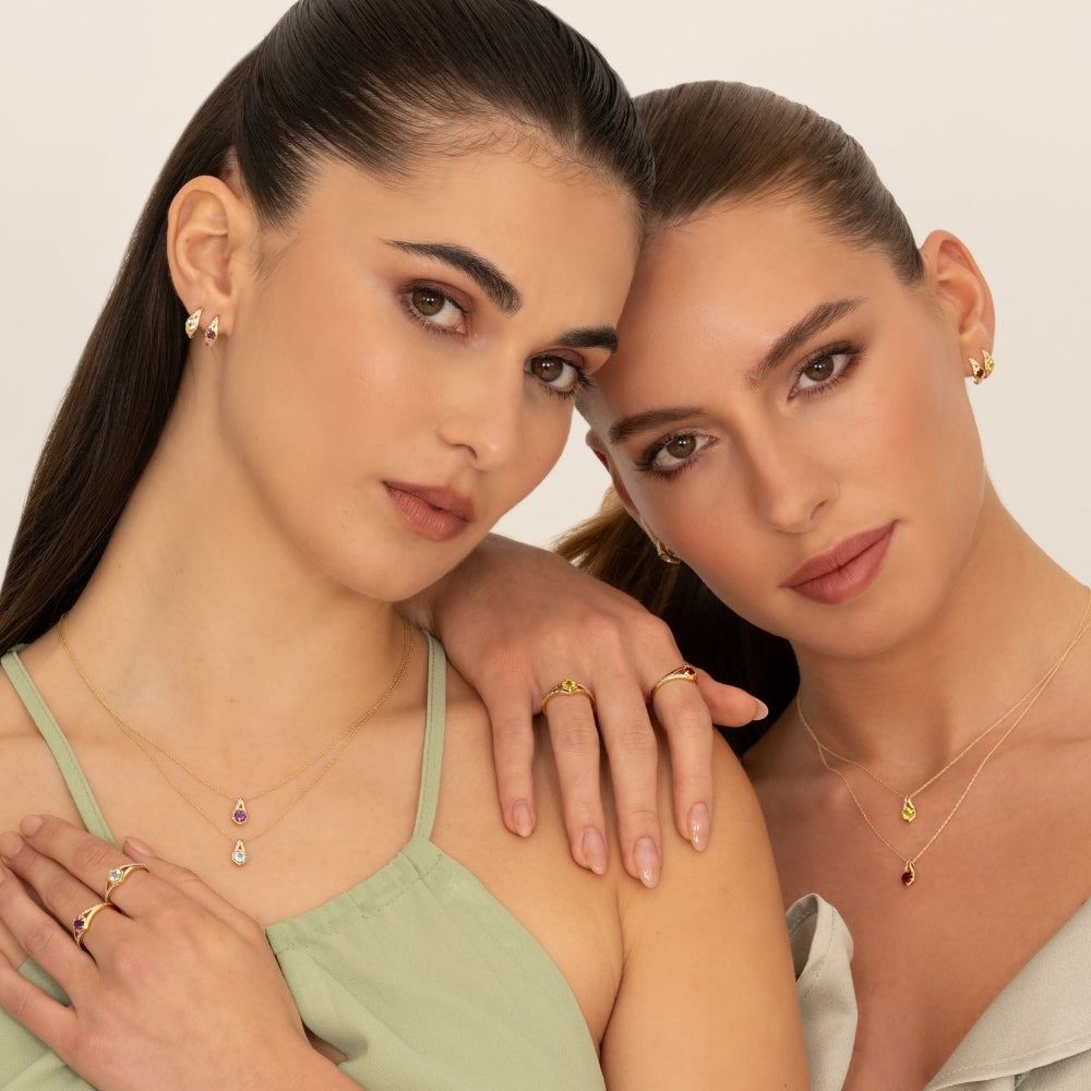 Geometric Hexagon with Prong set Round Peridot and Diamond Pendant Necklace in 9ct Yellow Gold