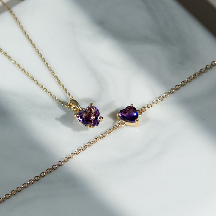 Petite Heart Amethyst  Bracelet in 9ct Yellow Gold