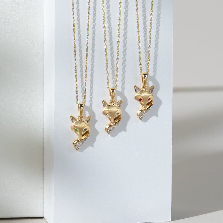 Gardenia White Sapphire Fox Pendant Necklace In 9ct Yellow Gold
