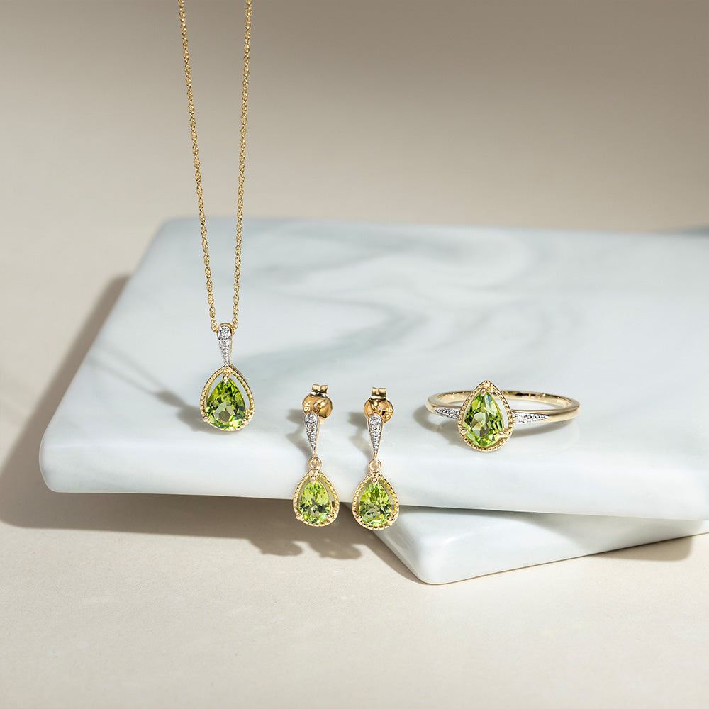 classic-pear-peridot-diamond-pendant-necklace-in-9ct-yellow-gold-135p2143039 Flatlay