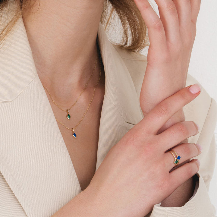 classic-lapis-lazuli-pendant-necklace-in-9ct-yellow-gold-135p2135029 on Model