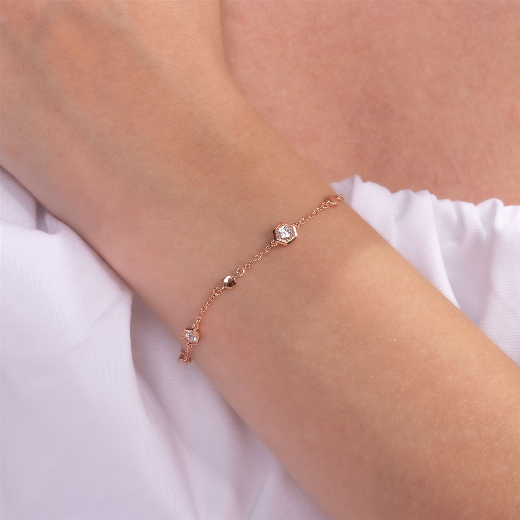 Honeycomb Inspired Sapphire Link Bracelet