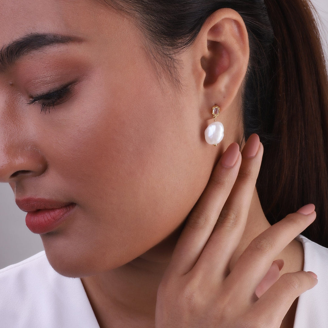 270E031102925 Modern Baroque Pearl & Moonstone Drop Earrings in Rose Gold Plated Silver 3
