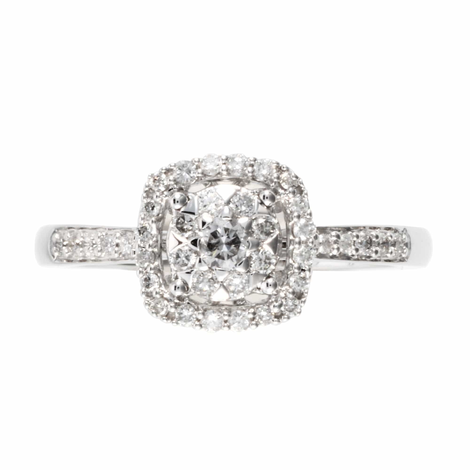 RGLS00027 Classic Round Diamond Halo Cluster Ring in 18ct White Gold 2